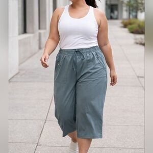 Active Zone Plus Size Drawstring Capri Pants | Stretch Athletic Casual Lounge
